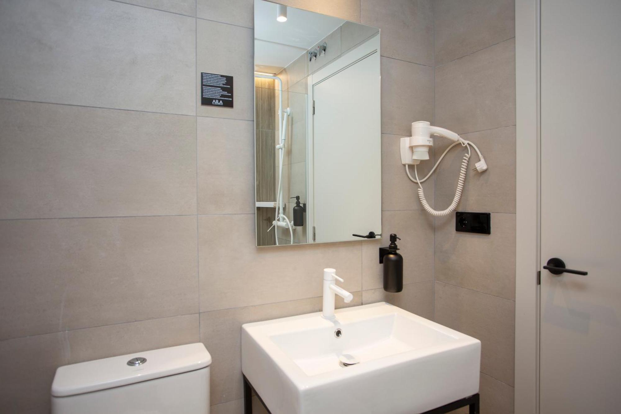 Hotel Aila Ii Boutique By Singularstays - Digital Access Burjassot