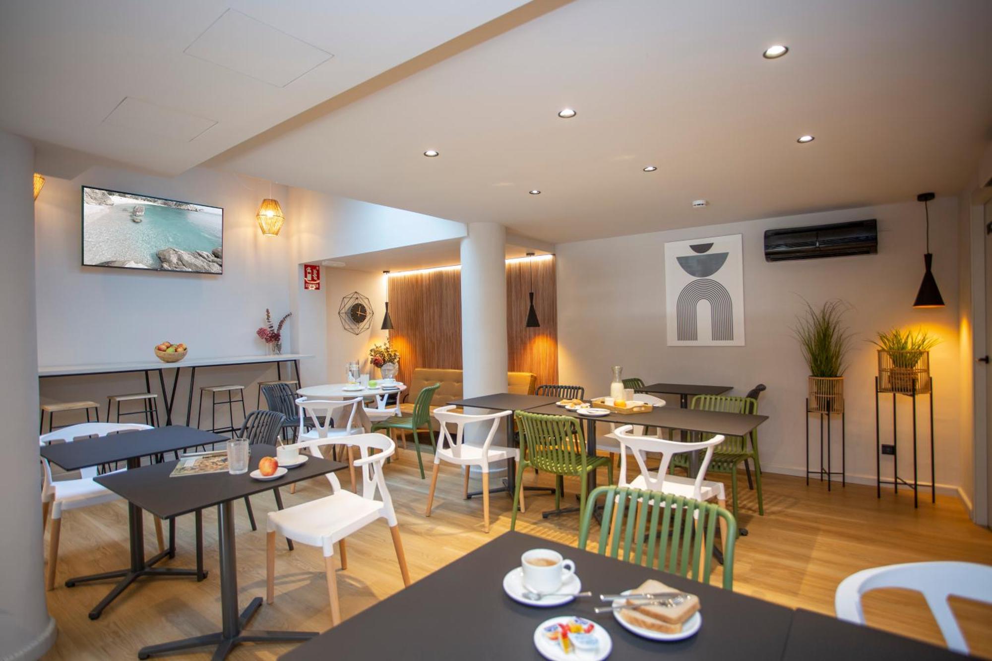 Hotel Aila Ii Boutique By Singularstays - Digital Access Burjassot