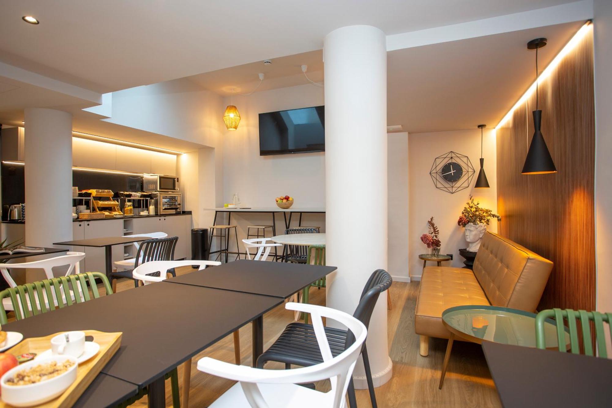 Aila Ii Boutique By Singularstays - Digital Access Hotel