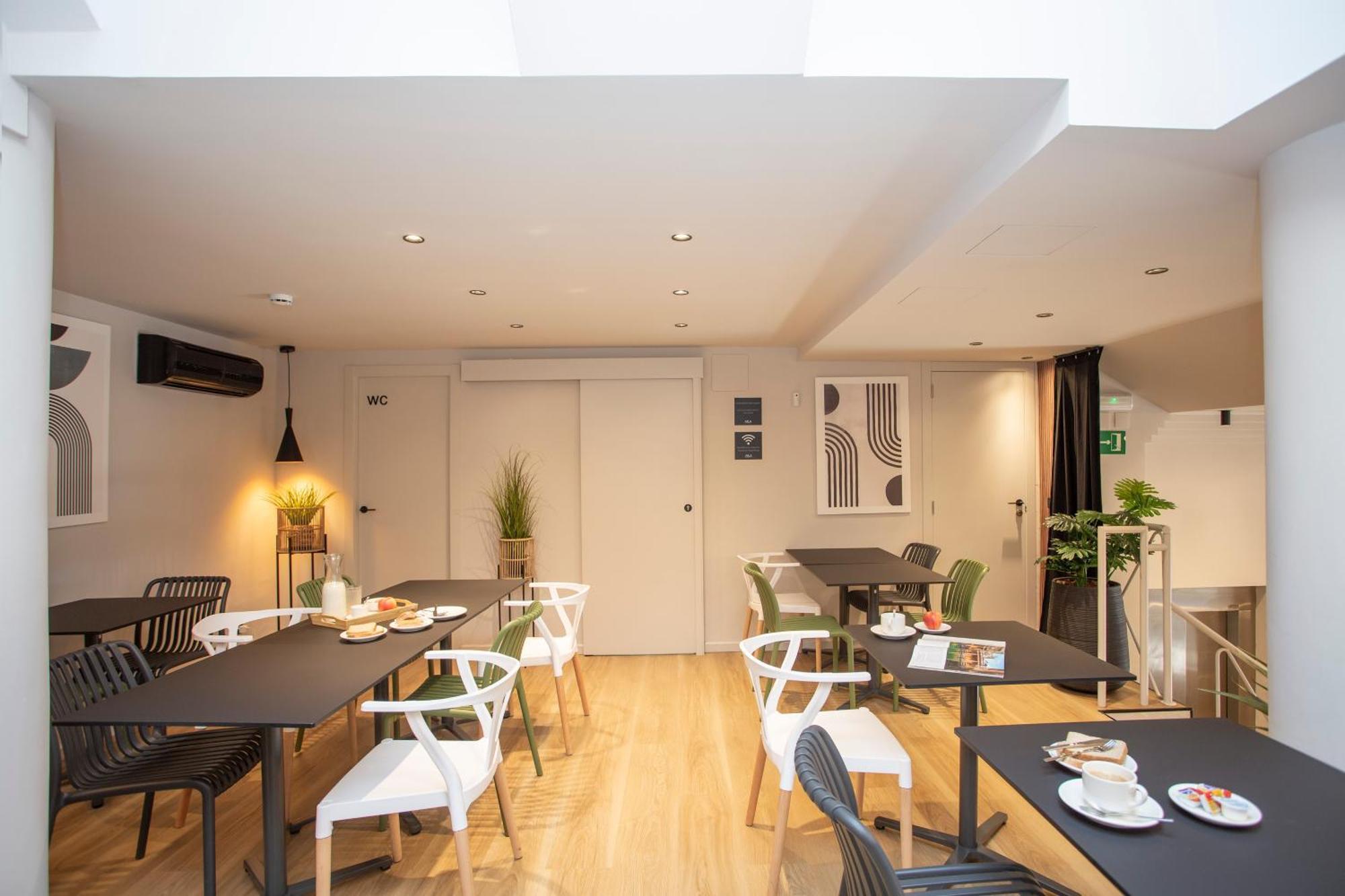 Aila Ii Boutique By Singularstays - Digital Access Hotel Burjassot